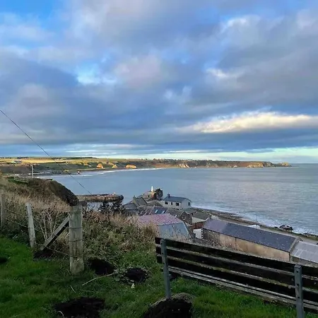 Hill Crest - Cliff Top Cottage With Stunning Views Cullen Exterior photo