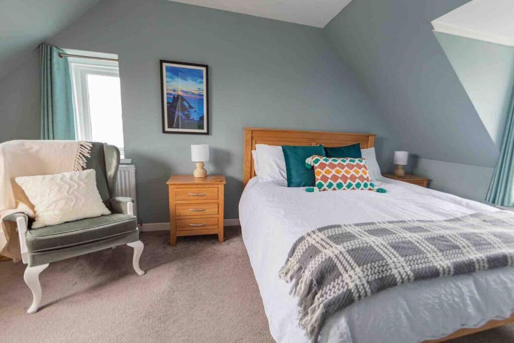 Hill Crest - Cliff With Stunning Views Holiday home Cullen