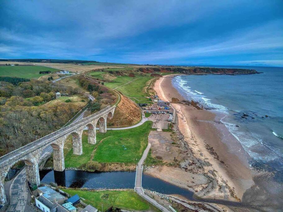Hill Crest - Cliff With Stunning Views * Cullen