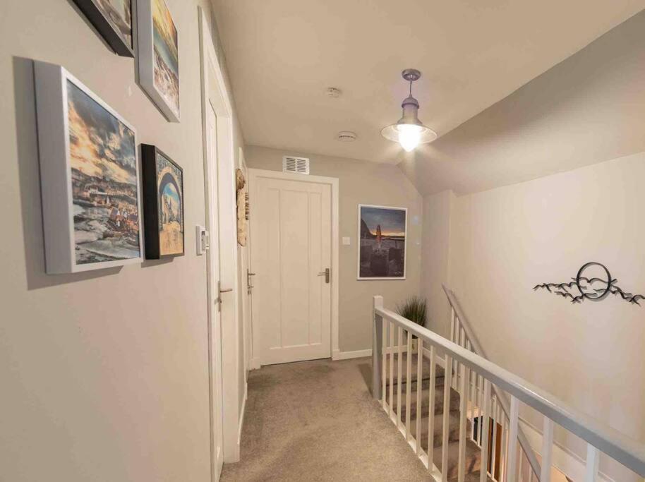 Holiday home Hill Crest - Cliff With Stunning Views *