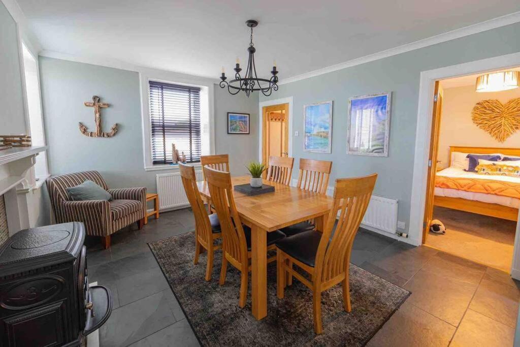 Hill Crest - Cliff With Stunning Views Holiday home